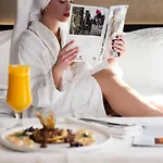 Select Hill Hotel Linze