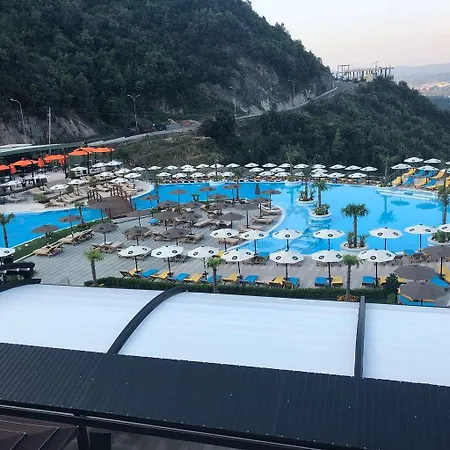 Select Hill Szálloda