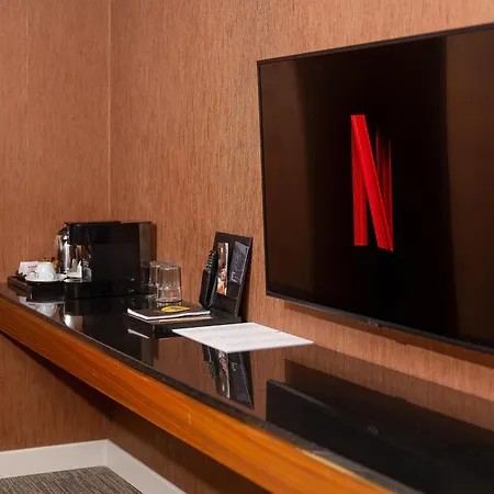 Szálloda Select Hill 4*