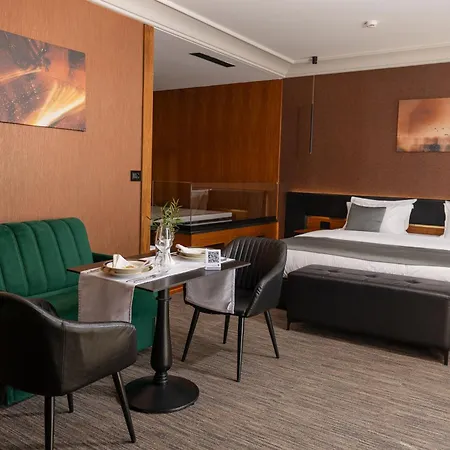 Select Hill Szálloda Linzë