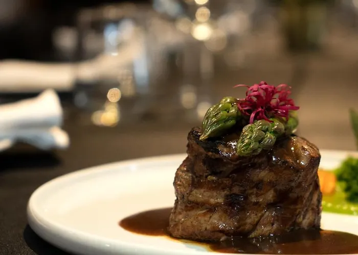 Select Hill Hotel 4*