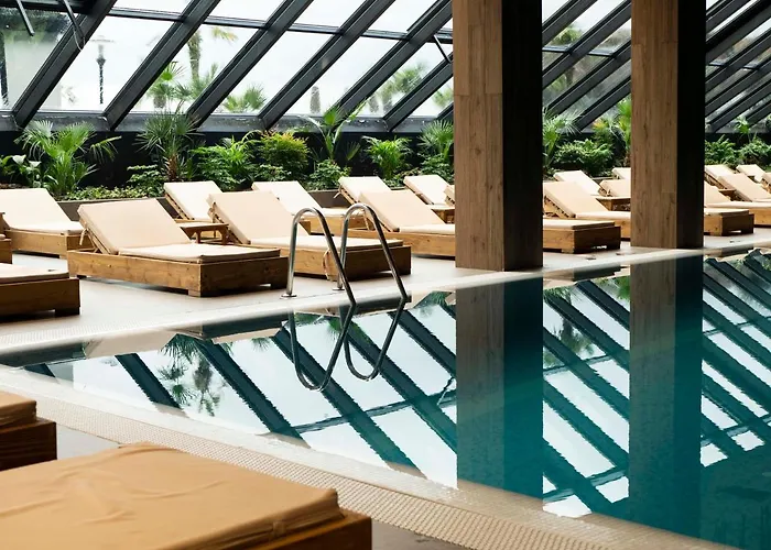 Select Hill 酒店 4*