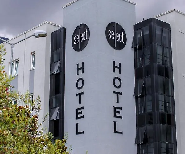 酒店 Select Hill 4*